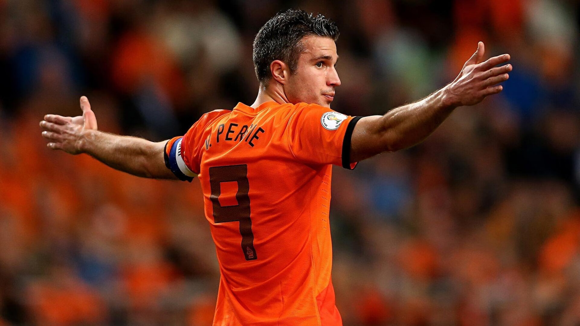 开云官方平台-“激烈争夺！开幕战中的精彩瞬间和策略较量”，开幕战什么意思