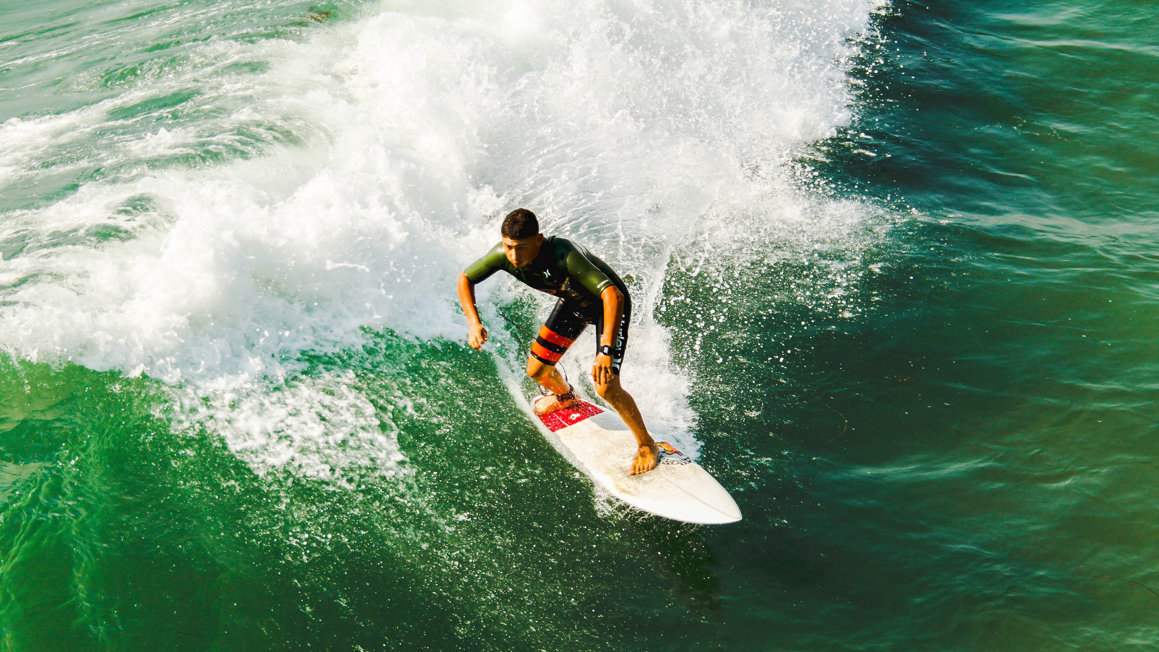 扎齐在巴黎奥运会男足比赛中展现出强大的防守能力，奥运男足巴西西班牙